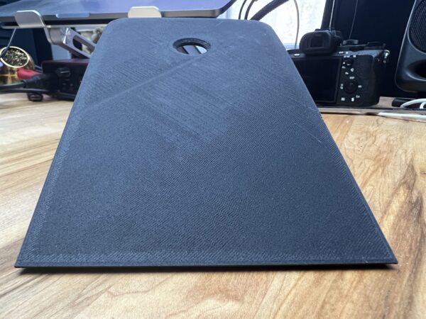 BMW i3 accessory that creates a hidden compartment and shelf under the armrest - Image 3